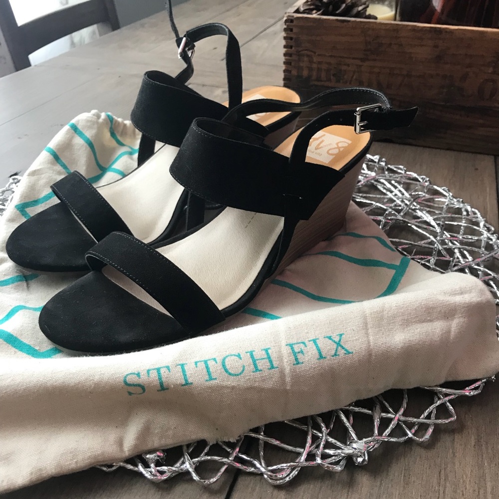 Black and Tan wedge buckle faux suede sandal Sz9